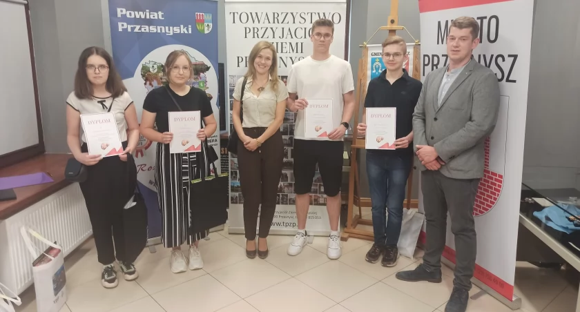 Uczniowie ZSP wśród Laureatów w Konkursie Historycznym