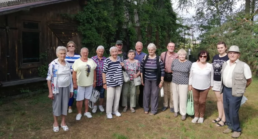Seniorzy z gminy Przasnysz zwiedzili Kurpie