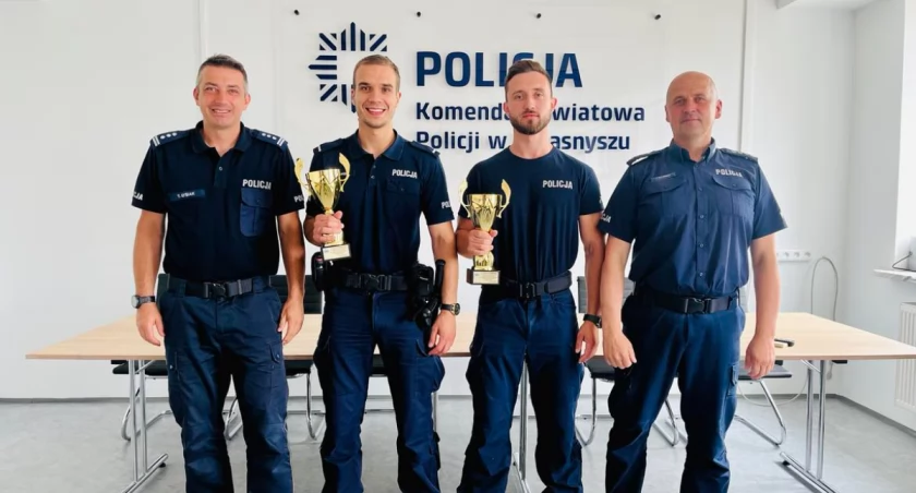 Przasnyscy Policjanci na podium wojewódzkich eliminacji Patrol Roku 2024