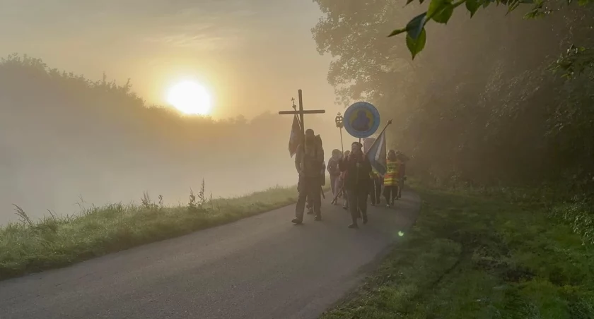 43. Piesza Pielgrzymka Diecezji Płockiej na Jasną Górę. W parafiach trwają zapisy na pielgrzymkę.
