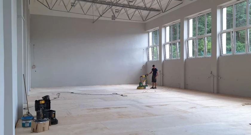 Modernizacja hali sportowej przy Szkole Podstawowej w Nowej Krępie