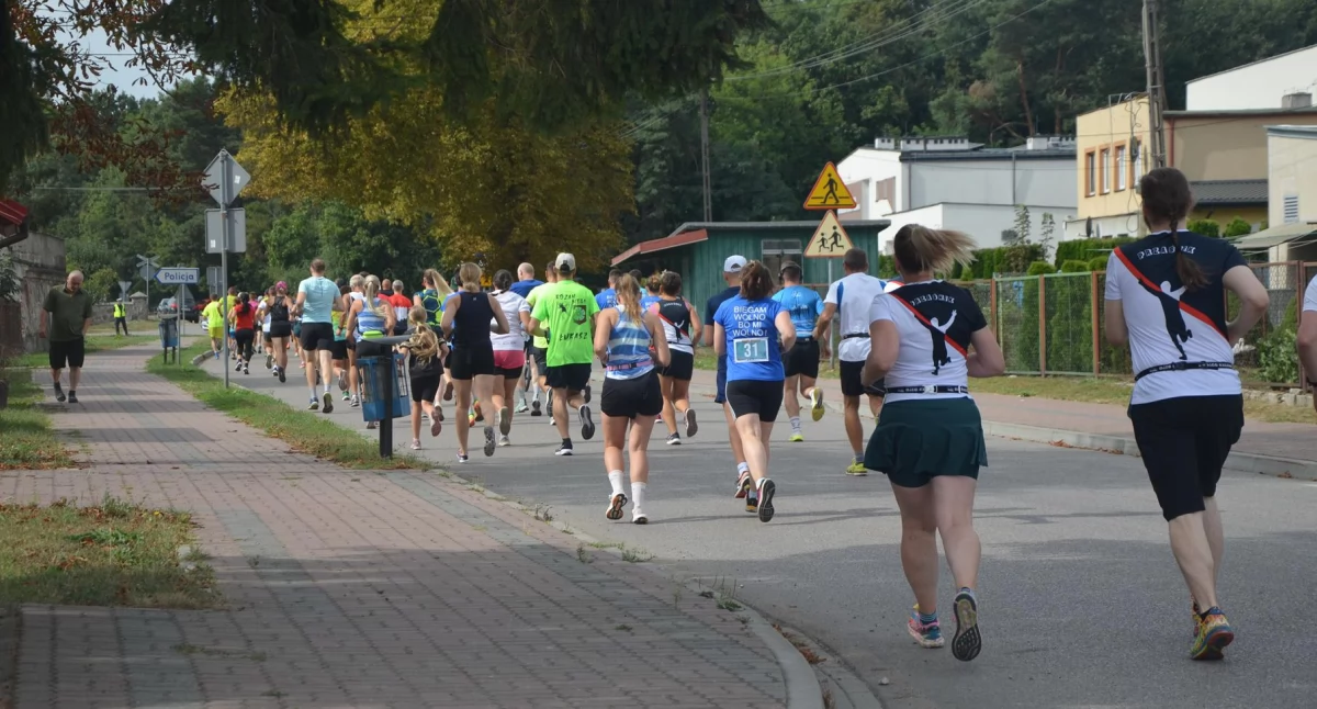 Galopem przez Krasne. Ponad 120 uczestników wzięło udział w zawodach