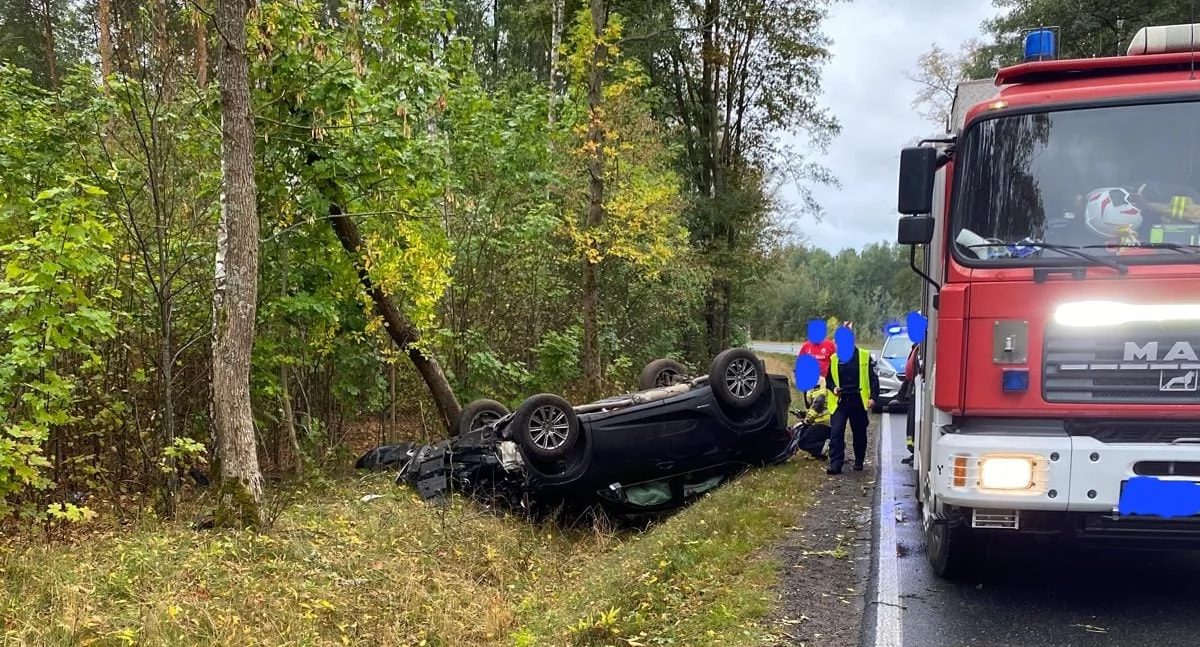 Z ostatniej chwili: Wypadek w Opaleńcu. Auto wypadło z drogi