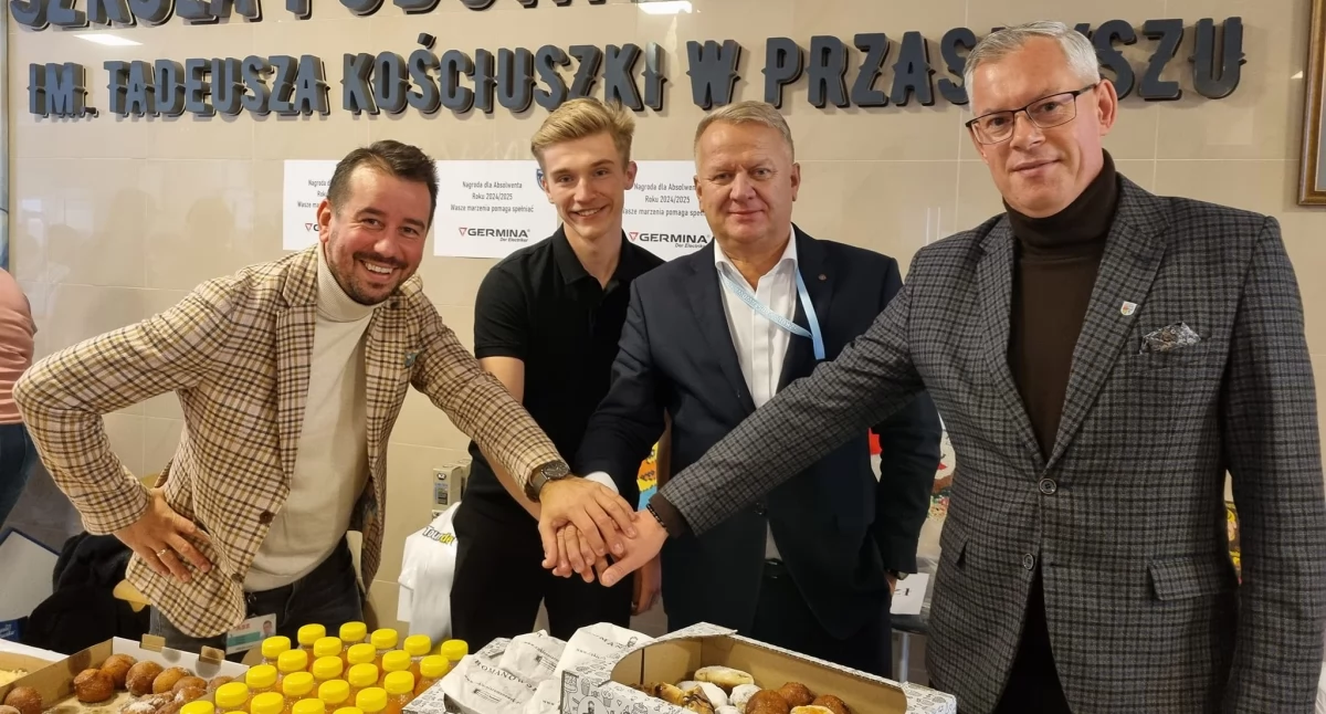 Przasnyska Trójka wsparła swojego byłego ucznia
