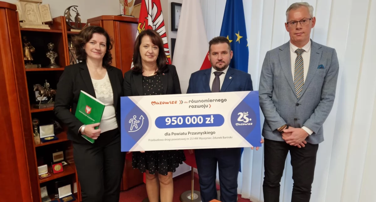 Powiat Przasnyski otrzymał dodatkowe fundusze w wysokości prawie 1 mln zł na przebudowę drogi w Żelaznej Rządowej