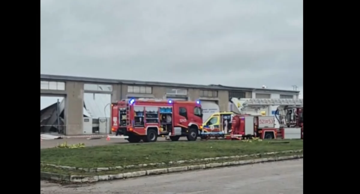 Z ostatniej chwili: Katastrofa budowlana w Mławie. Na miejsce wezwano trzy śmigłowce [AKTUALIZACJA]