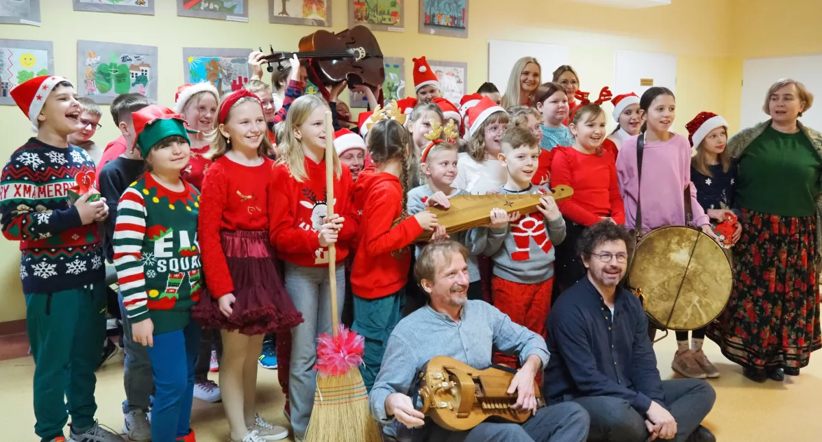 Muzyka ludowa rozbrzmiewała w Szkole Podstawowej w Nowej Krępie