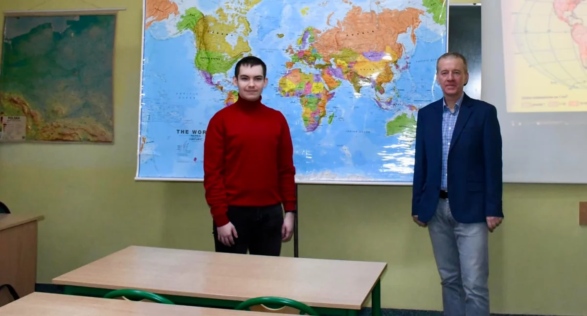 Bartosz Łączyński, uczeń przasnyskiego KENa, awansował do etapu okręgowego Olimpiady Geograficznej