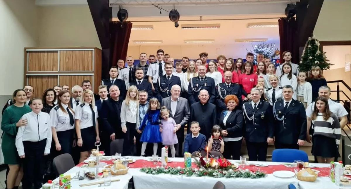 Wigilijne Spotkanie Opłatkowe w OSP Bogate – Tradycja i Wspólnota