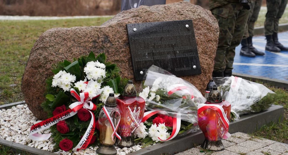 Uroczystości „Dnia Pamięci Żołnierzy Wyklętych” pod Urzędem Pracy w Przasnyszu 