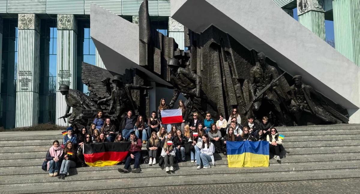 Wspólnie odkrywali historię i kulturę Warszawy