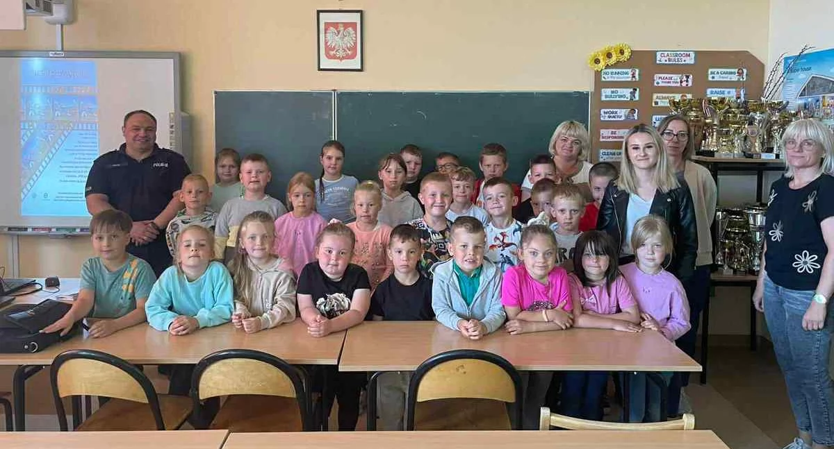 Rozmowy o bezpieczeństwie w ramach akcji “Kręci mnie bezpieczeństwo w lecie”