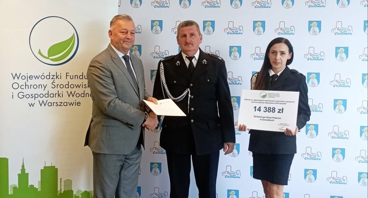 OSP KSRG Bogate, OSP Zawadki oraz OSP KSRG Stara Krępa z czekami na doposażenie w nowoczesny sprzęt i umundurowanie