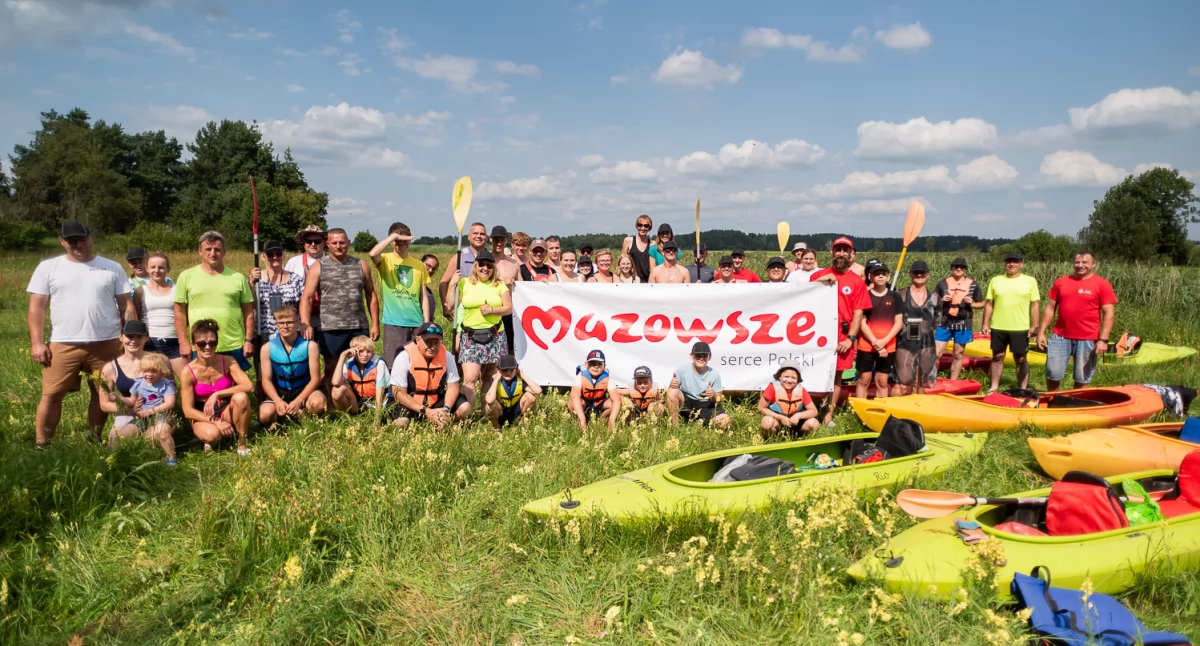 Spływaj z nami mazowieckimi rzekami – udany kajakowy dzień na Orzycu z klubem Jednorożec robi co może
