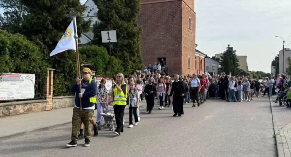 Duchowa wędrówka do Rostkowa – 43. Pielgrzymka Dzieci i Rodziców