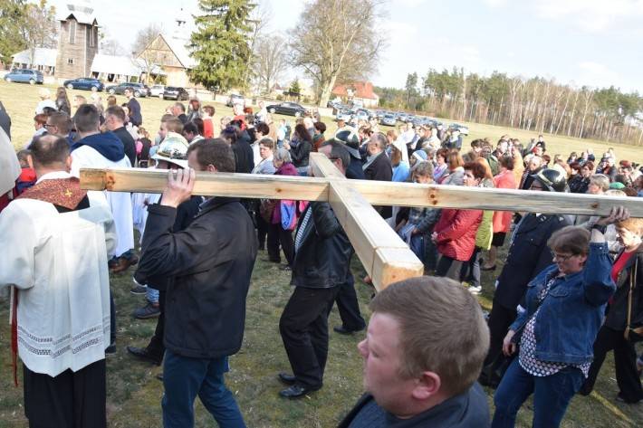 Mieszkańców gminy Przasnysz po raz kolejny połączyła Droga Krzyżowa