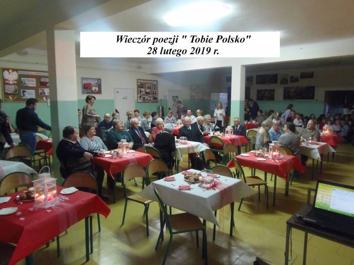 „TOBIE POLSKO” –  niezwykły Wieczorek Poezji Patriotycznej w Krzynowłodze Małej (ZDJĘCIA)