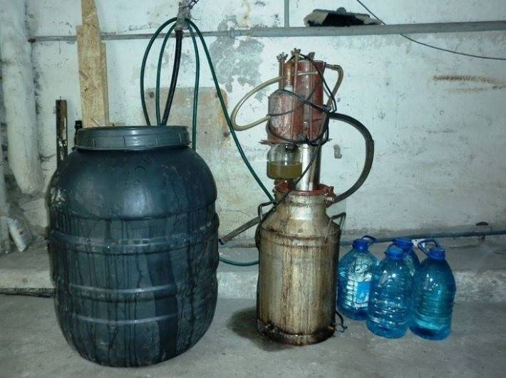NIELEGALNE WYROBY TYTONIOWE I ALKOHOLOWE w CHORZELACH