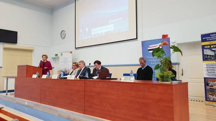 Starosta Przasnyski i dyrekcja szpitala uczestniczyli w konferencji dotyczącej systemu ochrony zdrowia