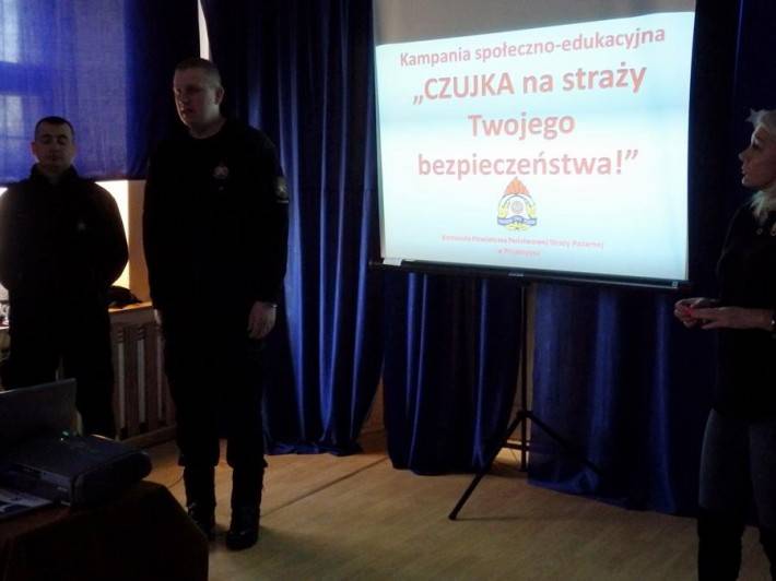 ˝Czujka na straży bezpieczeństwa˝ - spotkanie ze strażakami PSP w Rostkowie