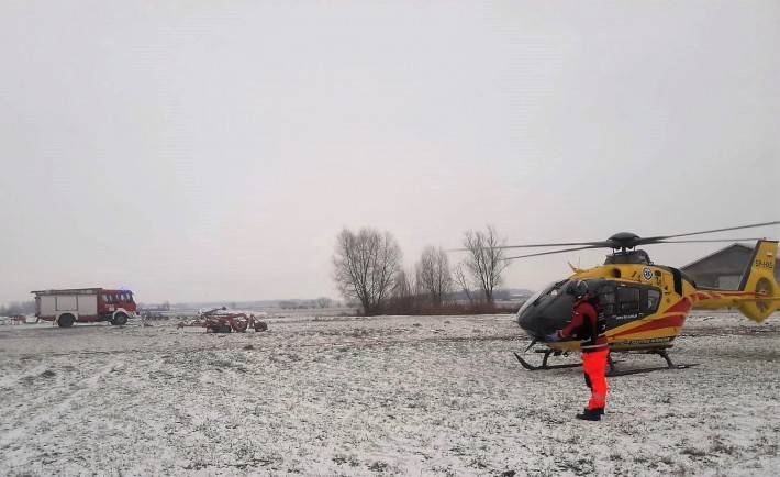 Zabezpieczenie podczas lądowania i startu śmigłowca LPR w miejscowości Milewo-Kulki