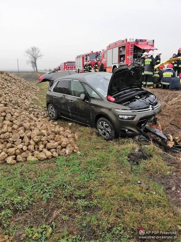 Wypadek samochodu osobowego w miejscowości Gostkowo