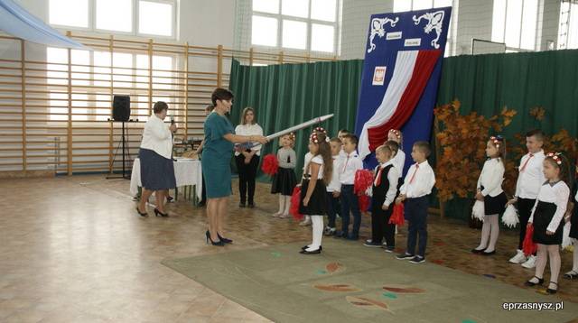 Nasz News: Pasowanie na pierwszaka w Krzynowłodze Małej (ZDJĘCIA)