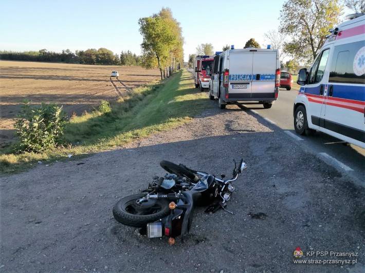 Wypadek motocykla z samochodem osobowym w miejscowości Świniary