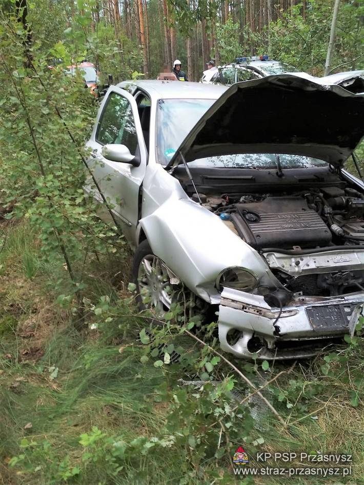 Wypadek dwóch samochodów osobowych w Chorzelach