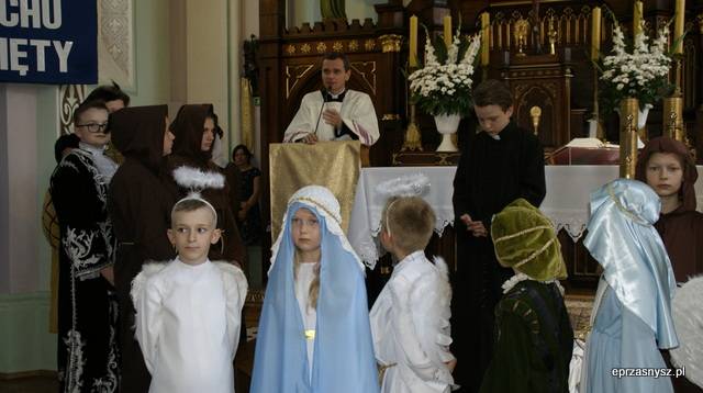 Wizyta biskupa Mirosława Milewskiego w Rostkowie