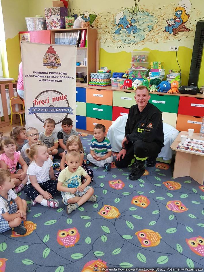 „Kręci mnie bezpieczeństwo … pogadanka w Językowym Przedszkolu”