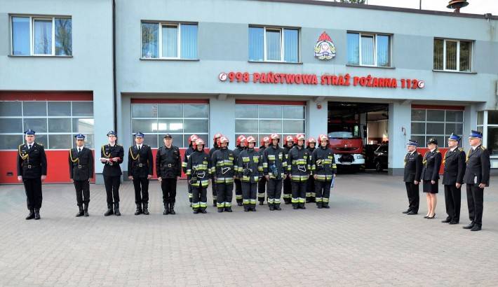 Uroczysty apel z okazji Dnia Flagi Rzeczypospolitej Polskiej