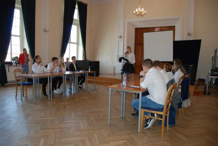 Kolejna Debata Oksfordzka w murach przasnyskiego Liceum
