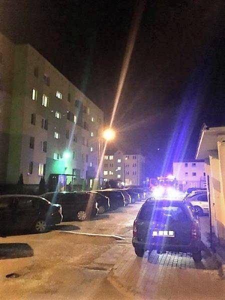 Pożar w mieszkaniu na IV piętrze budynku wielorodzinnego