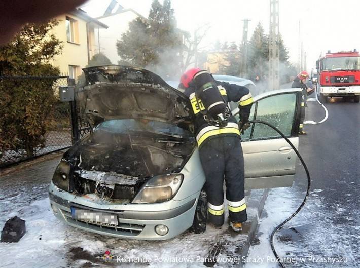 Pożar samochodu osobowego w Przasnyszu