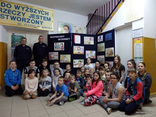 O Cyber-przemocy w Rostkowie