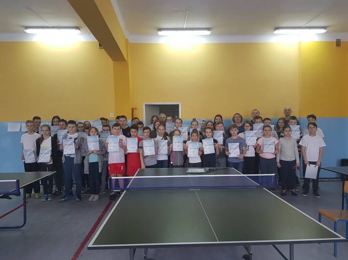 Gminny Turniej Tenisa Stołowego w Krasnem