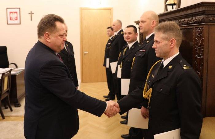 Oficerowie Państwowej Straży Pożarnej na nowych stanowiskach