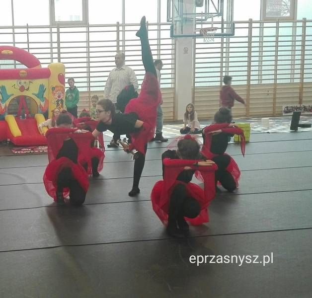 Taneczne show dla WOŚP (FOTO + VIDEO)