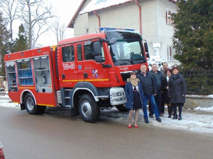 Nowy samochód strażacki dla OSP Obrąb