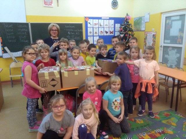 W SP nr 2 pamiętają o zwierzętach w czasie zimy i na święta