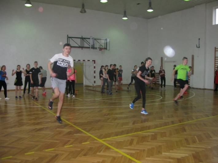 MIKOŁAJKI NA SPORTOWO w Czernicach Borowych