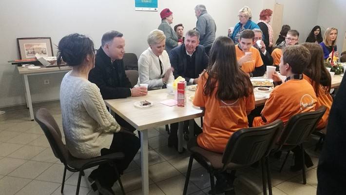Para Prezydencka w Ciechanowie przygotowała paczki dla potrzebujących