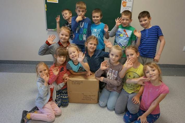 Dzieci dzieciom. Maskotki dla małych pacjentów.