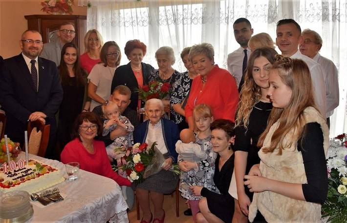 Setne urodziny mieszkanki Przasnysza - Pani Heleny Sepczyńskiej