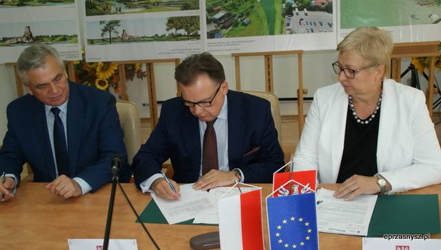 Nasz news: Adam Struzik, marszałek województwa mazowieckiego, podpisał umowy i listy intencyjne (ZDJĘCIA)