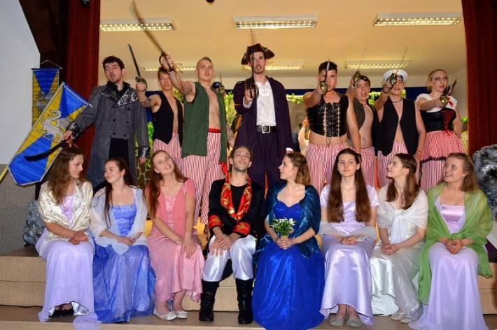 Operetka „PIRACI Z PENZANCE ALBO NIEWOLNIK OBOWIĄZKU” A.SULLIVANA w Bogatem