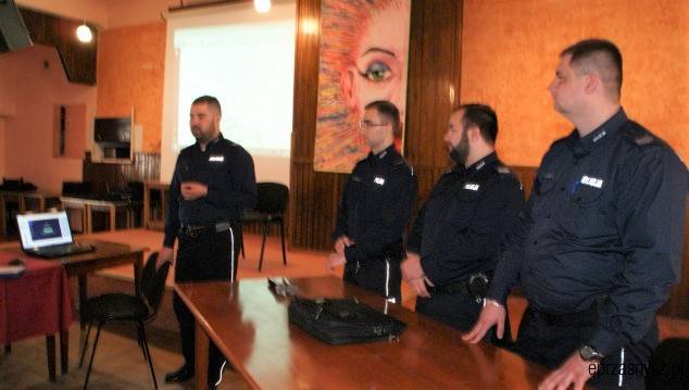 Nasz news: Spotkanie z dzielnicowymi (ZDJĘCIA)