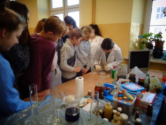 Nasz news: Laboratorium w przasnyskiej „Dwójce” (ZDJĘCIA)