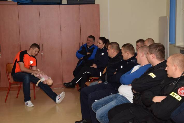 PIERWSZA POMOC PRZEDMEDYCZNA - SZKOLENIE POLICJANTÓW